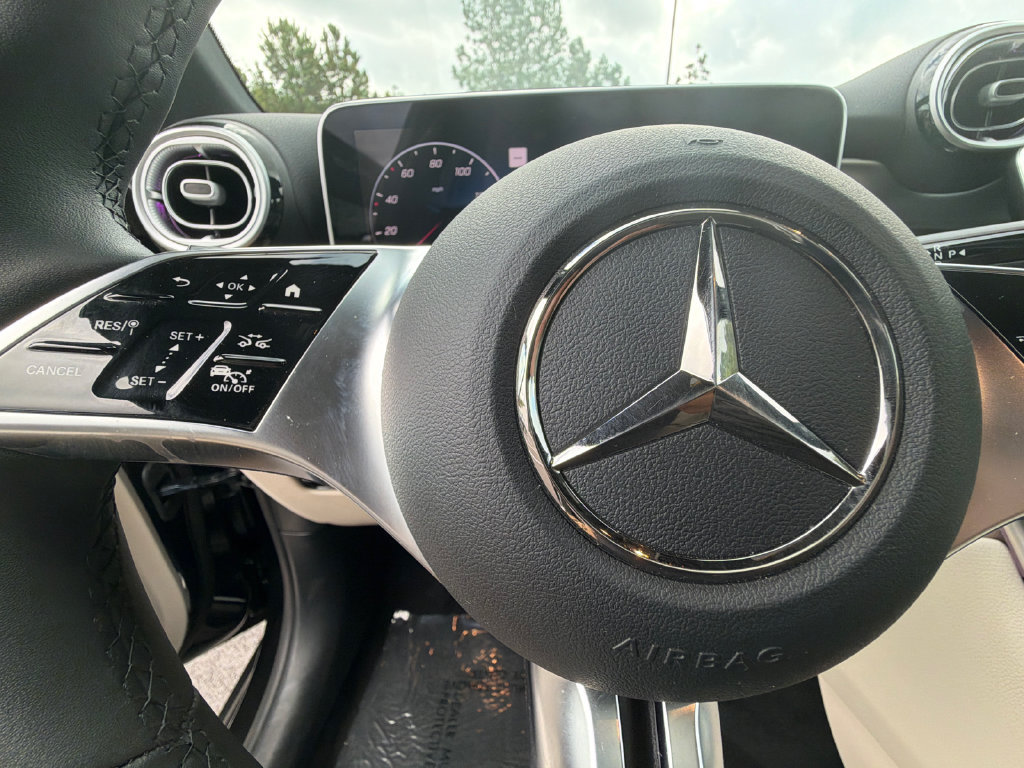 Used 2026 Mercedes-Benz GLC 300 4MATIC image 28
