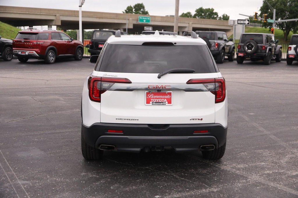 Used 2022 GMC Acadia AT4 w/ Technology Package AWD/4WD image 6