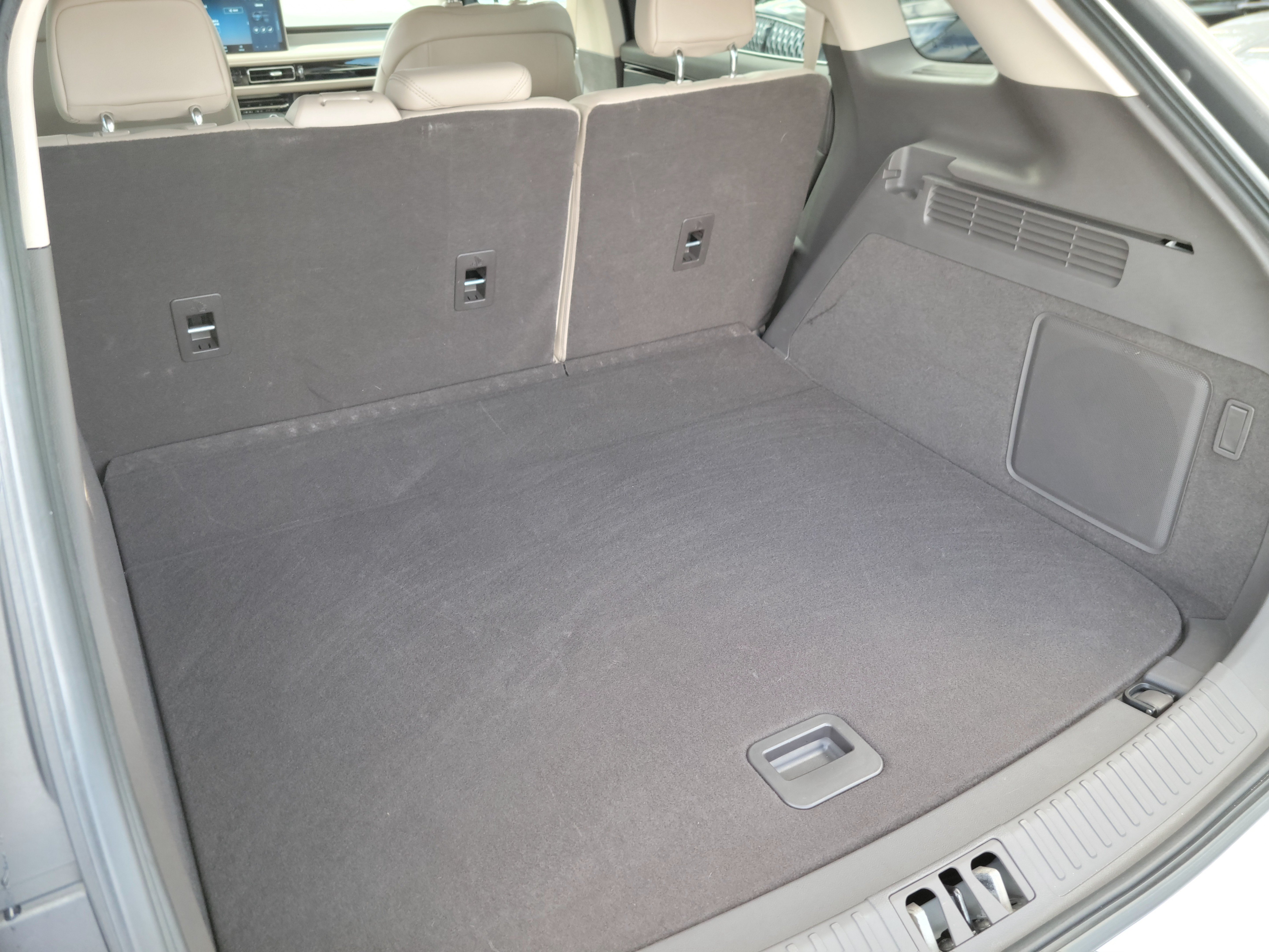 Certified 2022 Lincoln Corsair Reserve w/ Elements Package FWD image 5