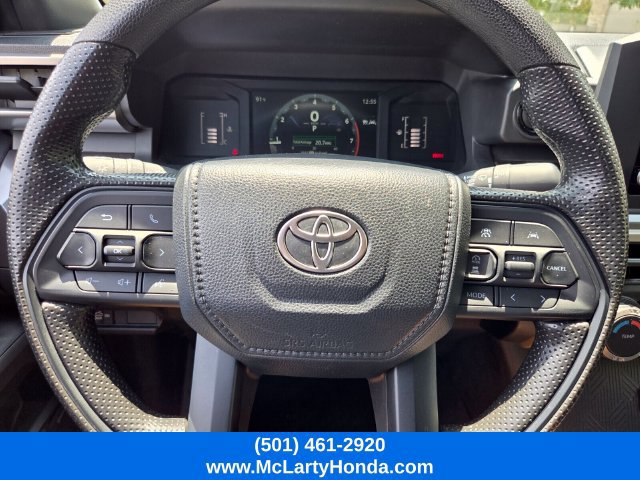 Used 2025 Toyota Tacoma SR5 AWD/4WD image 27