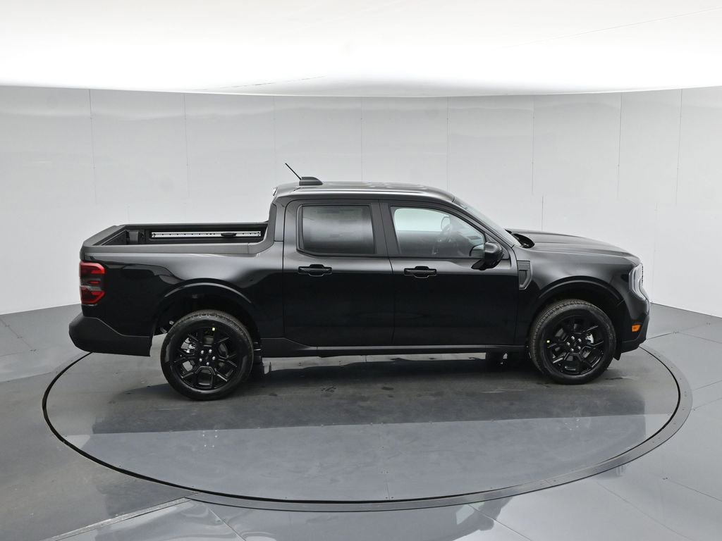 New 2026 Ford Maverick Lariat w/ Black Appearance Package image 39