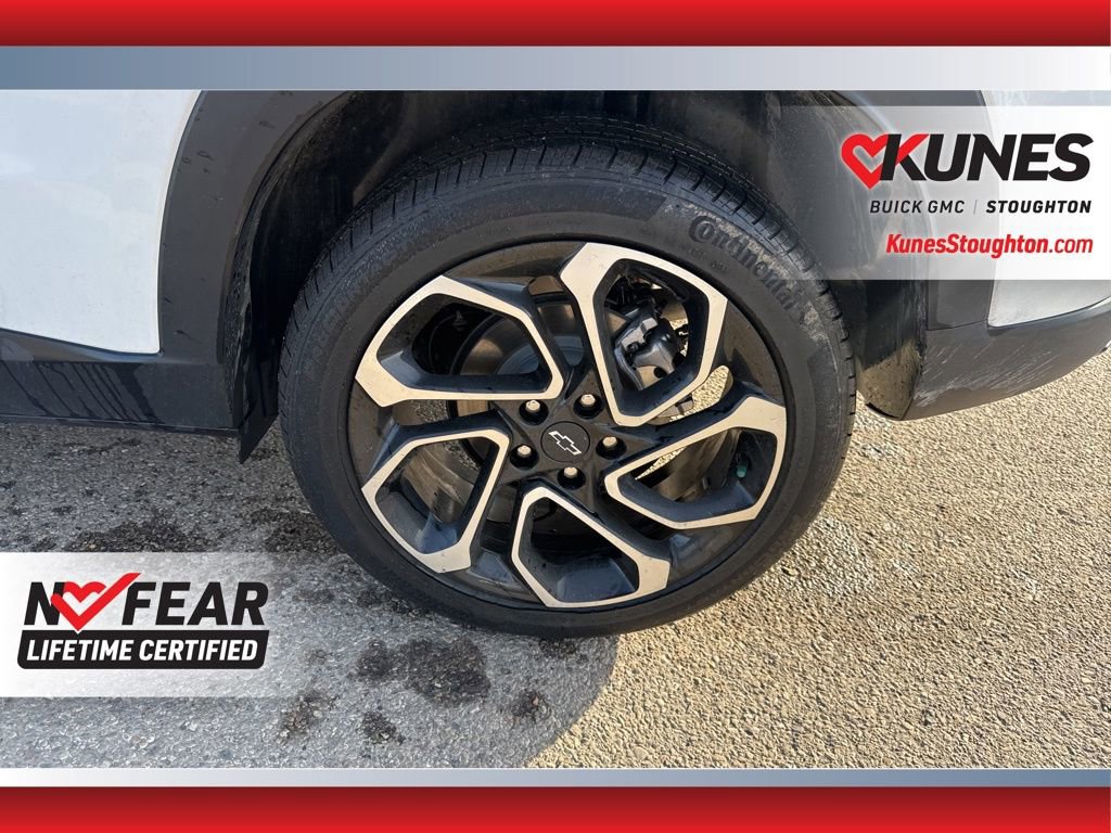 Used 2024 Chevrolet Trax RS w/ Sunroof Package FWD image 18