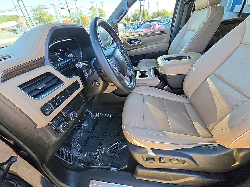 Used 2023 Chevrolet Tahoe Premier AWD/4WD image 26