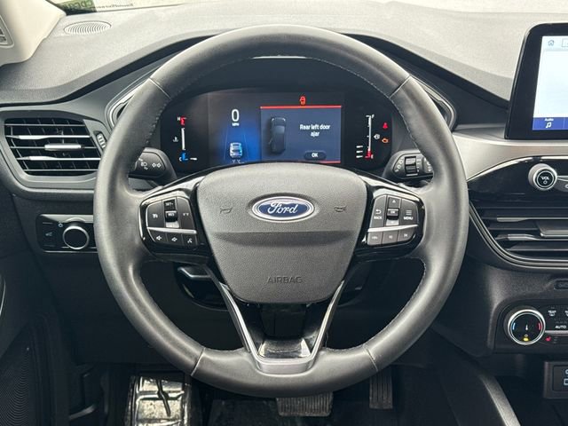 Used 2023 Ford Escape Active image 14