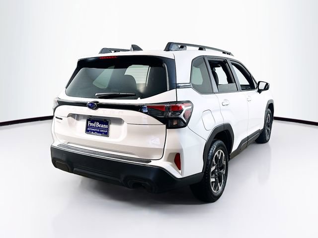 Used 2025 Subaru Forester Premium image 10