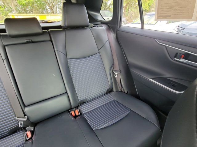 Used 2019 Toyota RAV4 XSE image 6