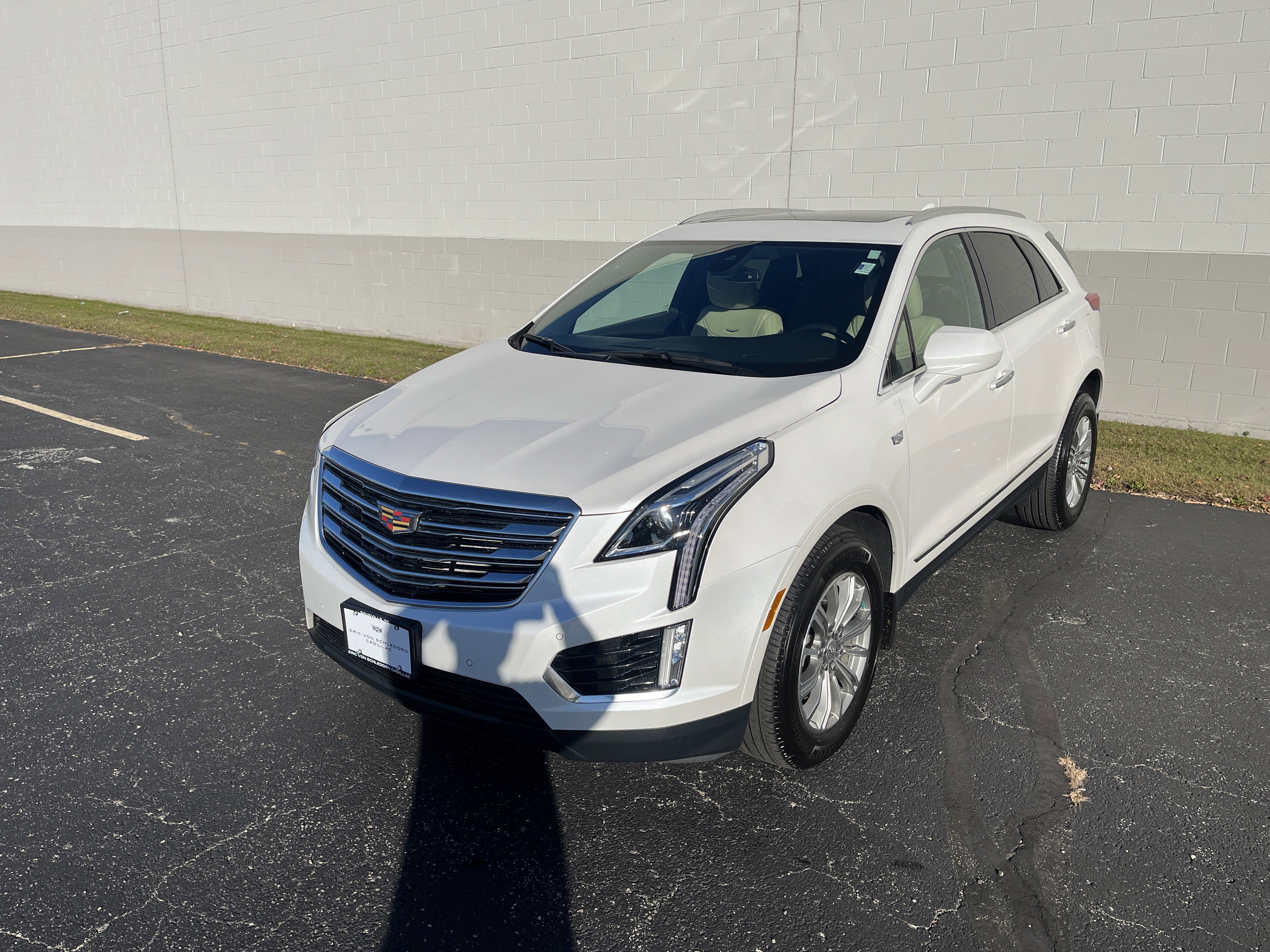 Used 2017 Cadillac XT5 Luxury w/ Driver Awareness Package