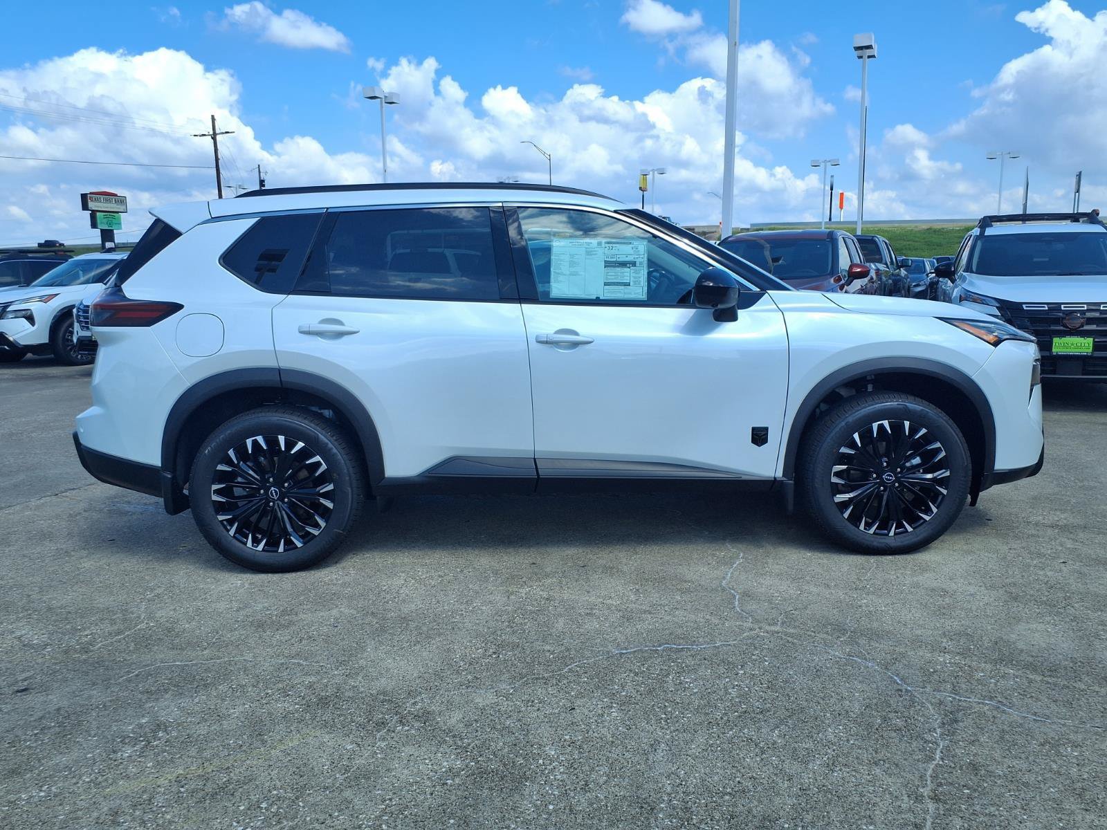 New 2026 Nissan Rogue Dark Armor FWD image 7