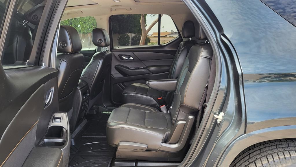 Used 2020 Chevrolet Traverse Premier w/ LPO, Floor Liner Package FWD image 25
