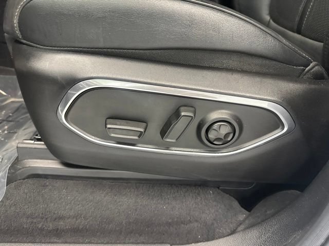 Used 2022 Jeep Wagoneer Series II AWD/4WD image 19