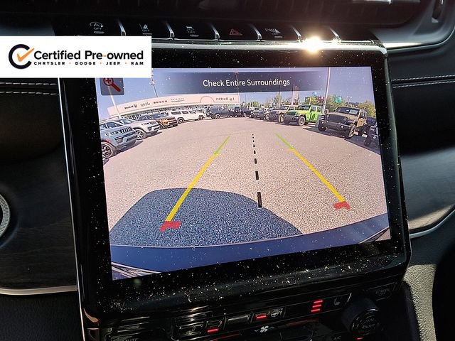 Used 2023 Jeep Grand Cherokee L Limited w/ Black Appearance Package AWD/4WD image 19