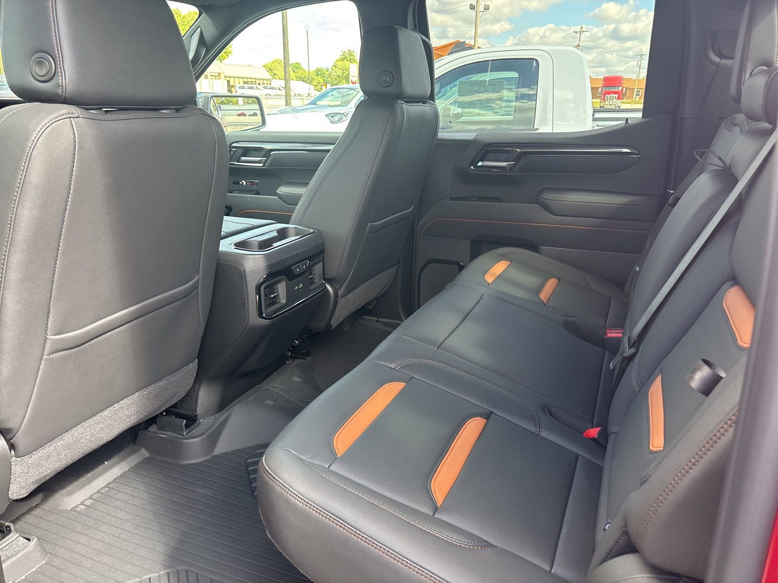 New 2026 GMC Sierra 1500 AT4 w/ AT4 Premium Package image 8