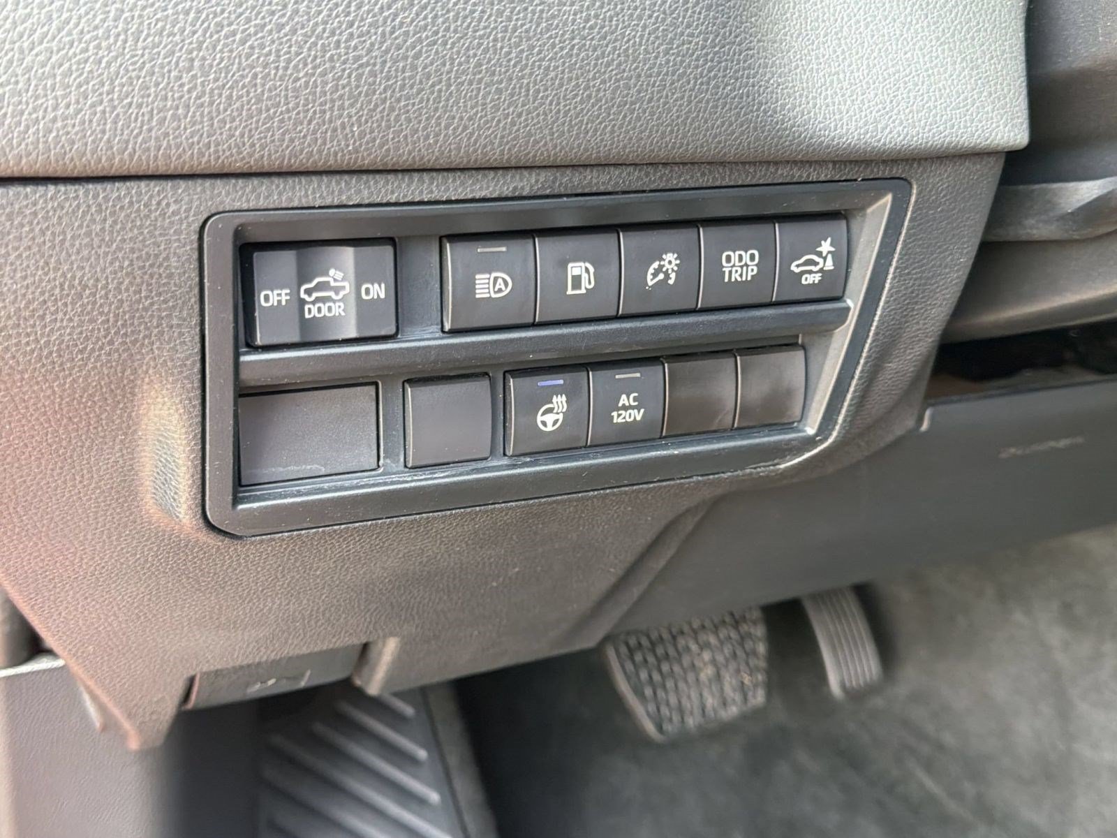 Used 2023 Toyota Tundra Limited RWD image 19