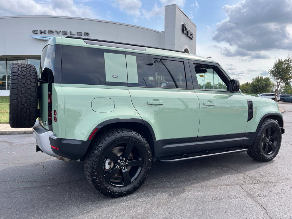 Used 2023 Land Rover Defender 110 75th Limited Edition AWD/4WD image 55