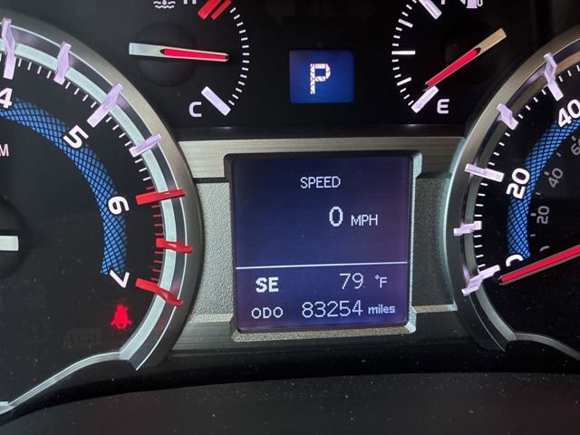 Used 2018 Toyota 4Runner SR5 AWD/4WD image 12