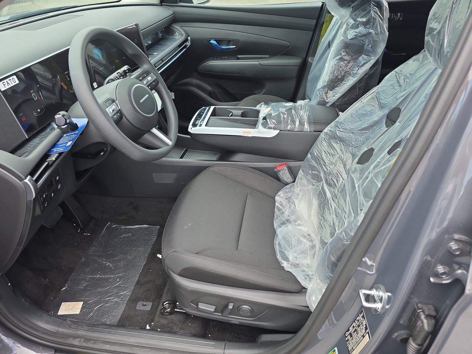New 2026 Hyundai Tucson SEL w/ Tow & Go Package FWD image 3