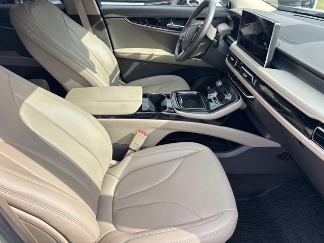 Certified 2022 Lincoln Nautilus AWD w/ Premium Package image 23
