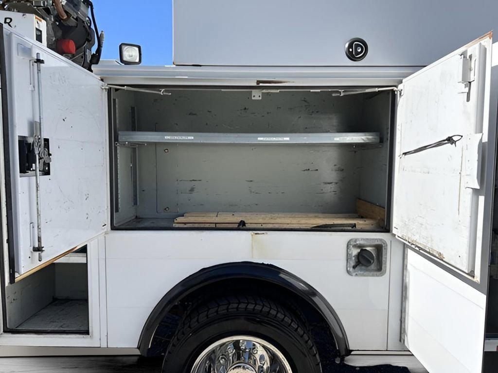 Used 2019 Ford F550 4x4 Regular Cab Super Duty image 49