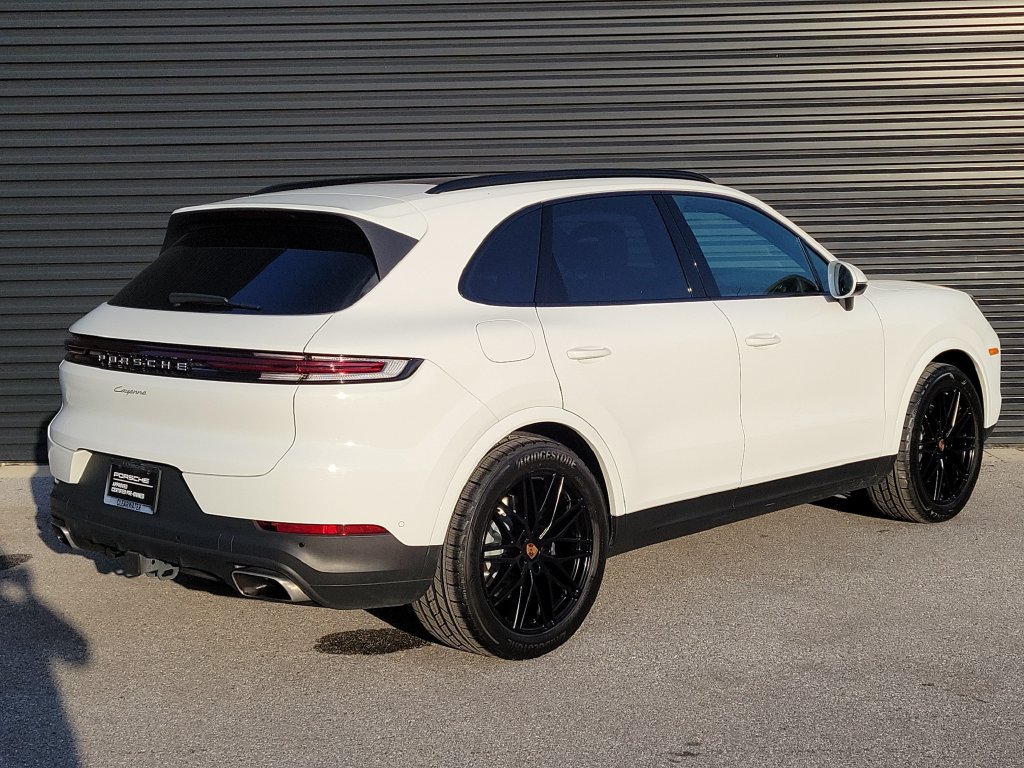 Certified 2026 Porsche Cayenne AWD/4WD image 7