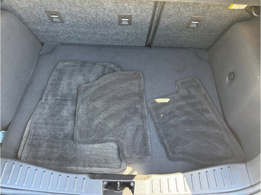 Used 2015 Ford Focus SE FWD image 34