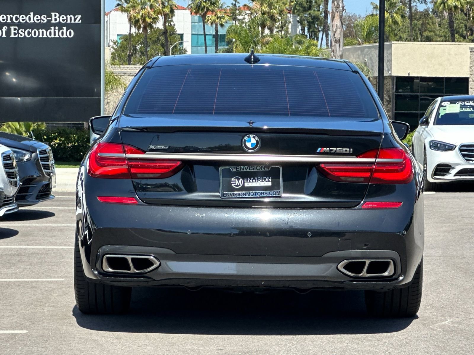 Used 2019 BMW M760i xDrive w/ Luxury Rear Seating Package AWD/4WD image 4