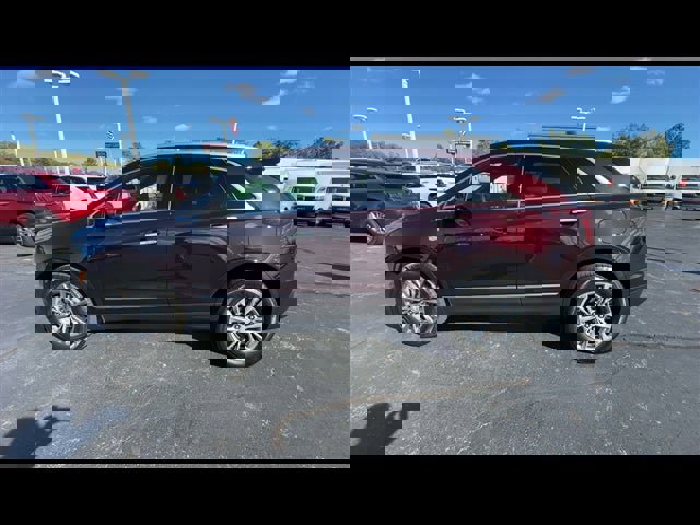 Used 2021 Cadillac XT5 Premium Luxury w/ LPO, Floor Liner Package image 5