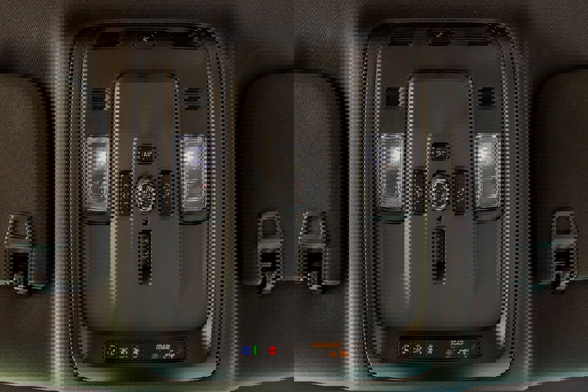 Used 2025 GMC Yukon AT4 w/ Premium Trailering Package image 27