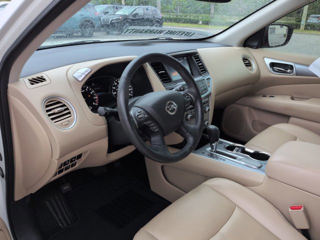 Used 2020 Nissan Pathfinder SL FWD image 14