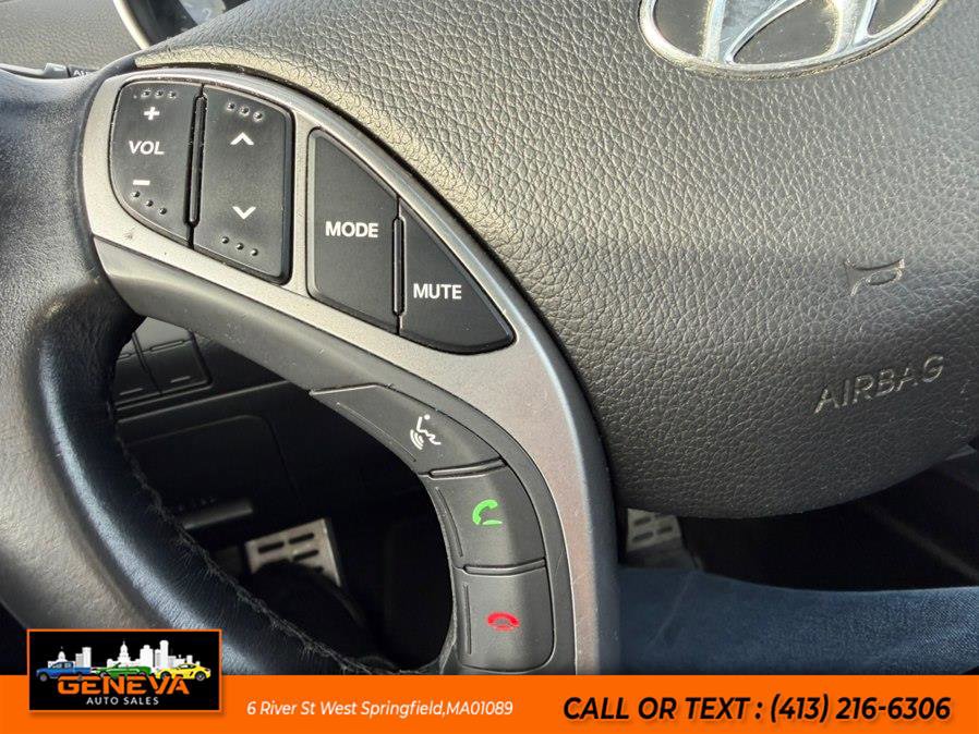 Used 2014 Hyundai Elantra GT w/ Option Group 03 image 18