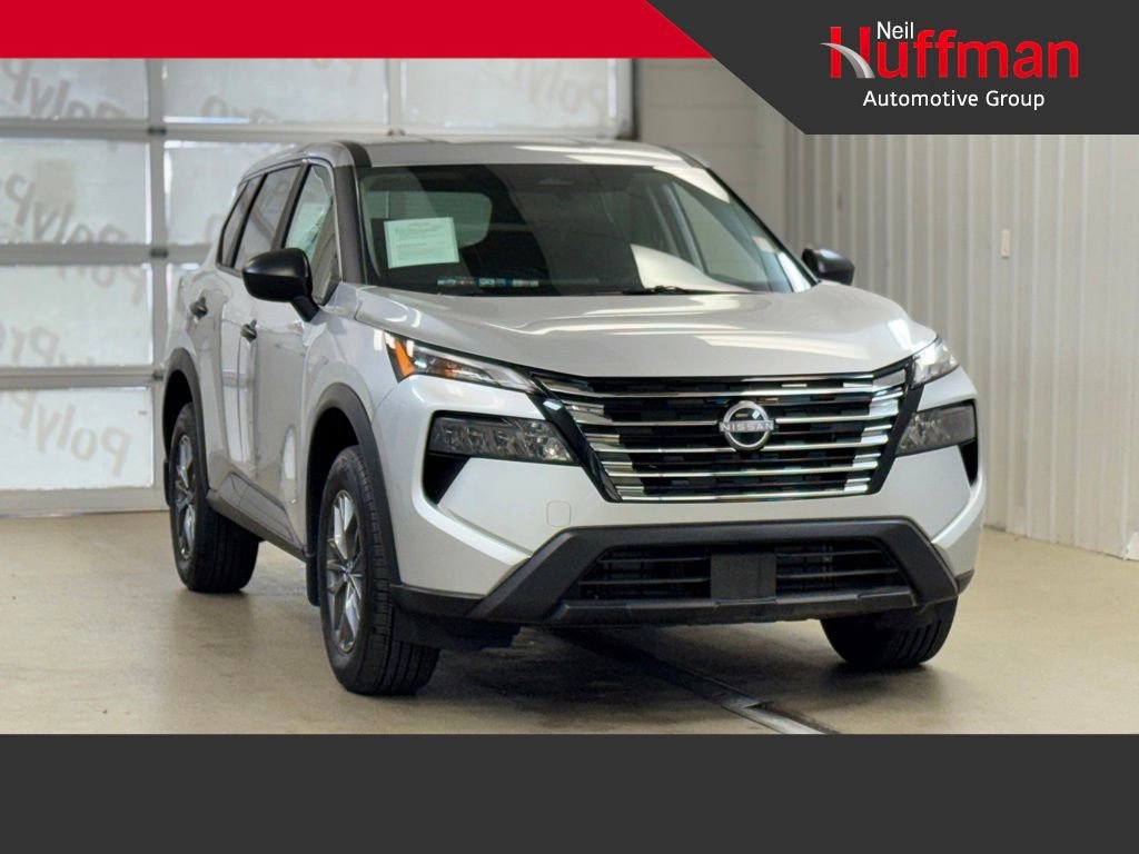 Certified 2025 Nissan Rogue S AWD/4WD image 1