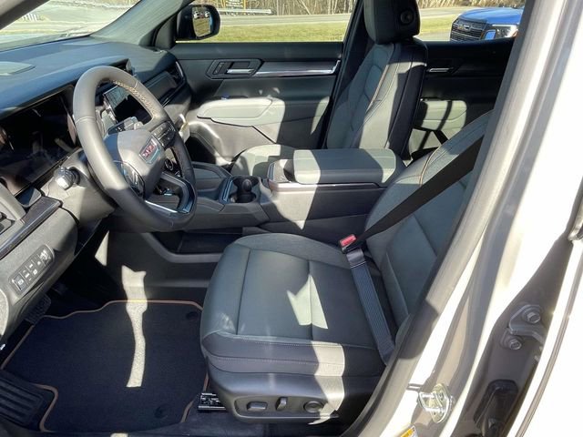 New 2026 GMC Terrain AT4 w/ Convenience Package III AWD/4WD image 14