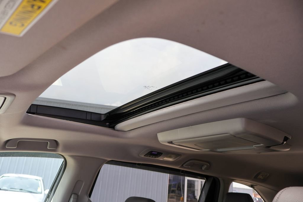 Used 2020 Honda Odyssey Elite image 12