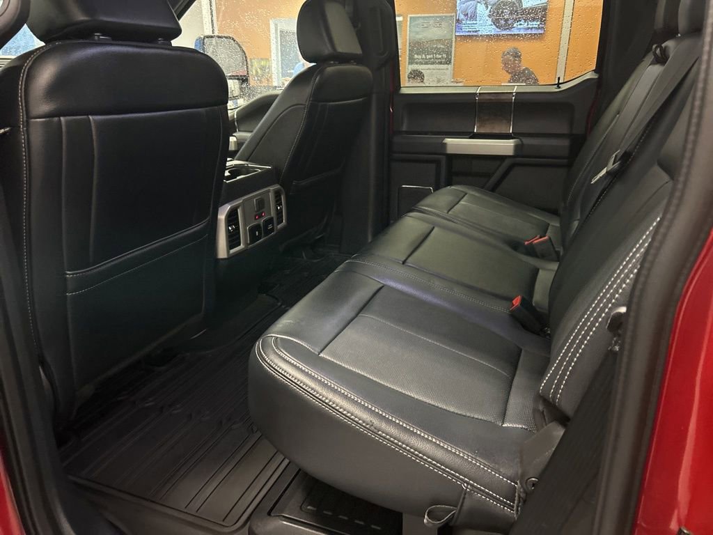 Used 2022 Ford F250 Lariat w/ Black Appearance Package image 32