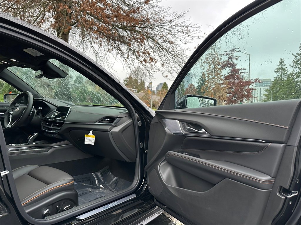 New 2025 Cadillac CT4 V w/ Super Cruise Package image 11