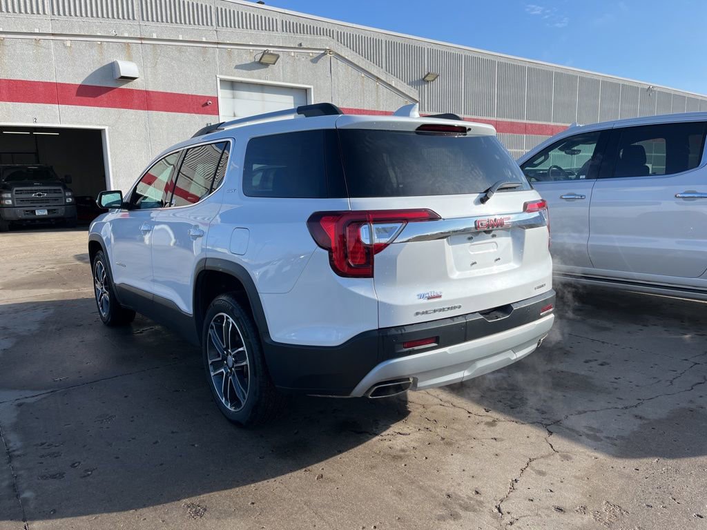 Used 2021 GMC Acadia SLT w/ Premium Package image 5