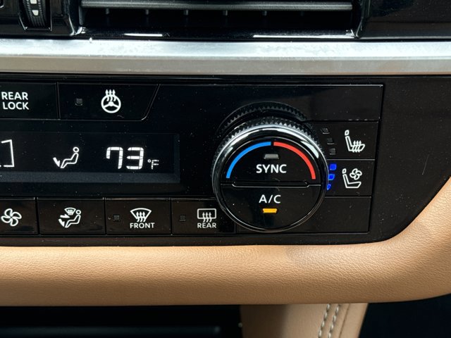 Certified 2025 Nissan Pathfinder Platinum AWD/4WD image 22