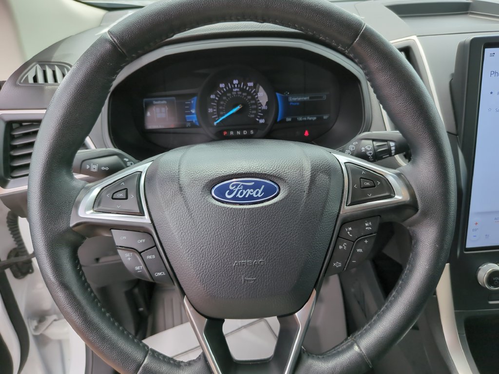 Certified 2024 Ford Edge SEL w/ Sport Appearance Package AWD/4WD image 30