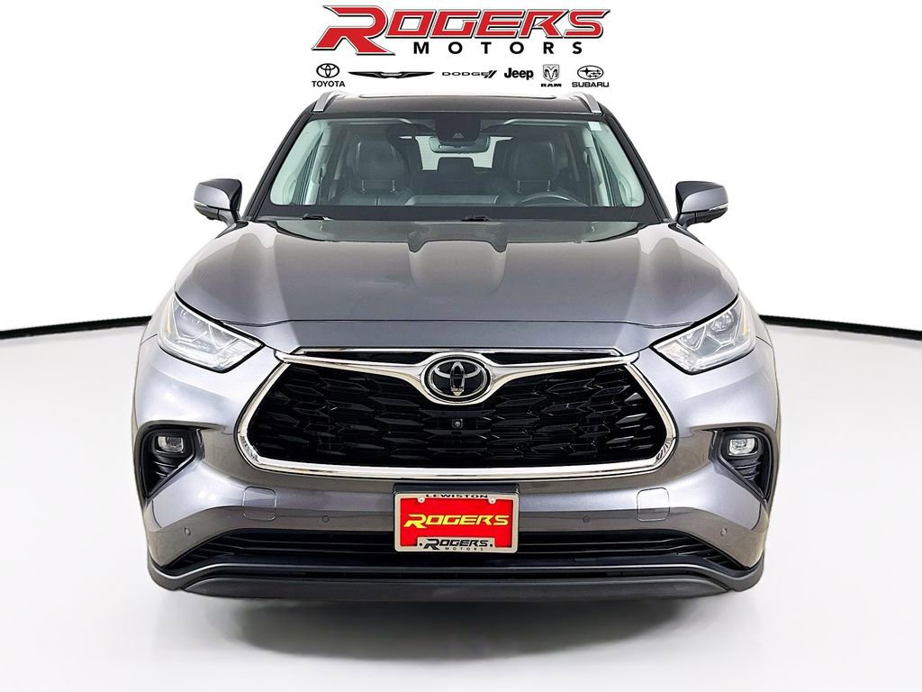 Used 2023 Toyota Highlander Limited AWD/4WD image 7
