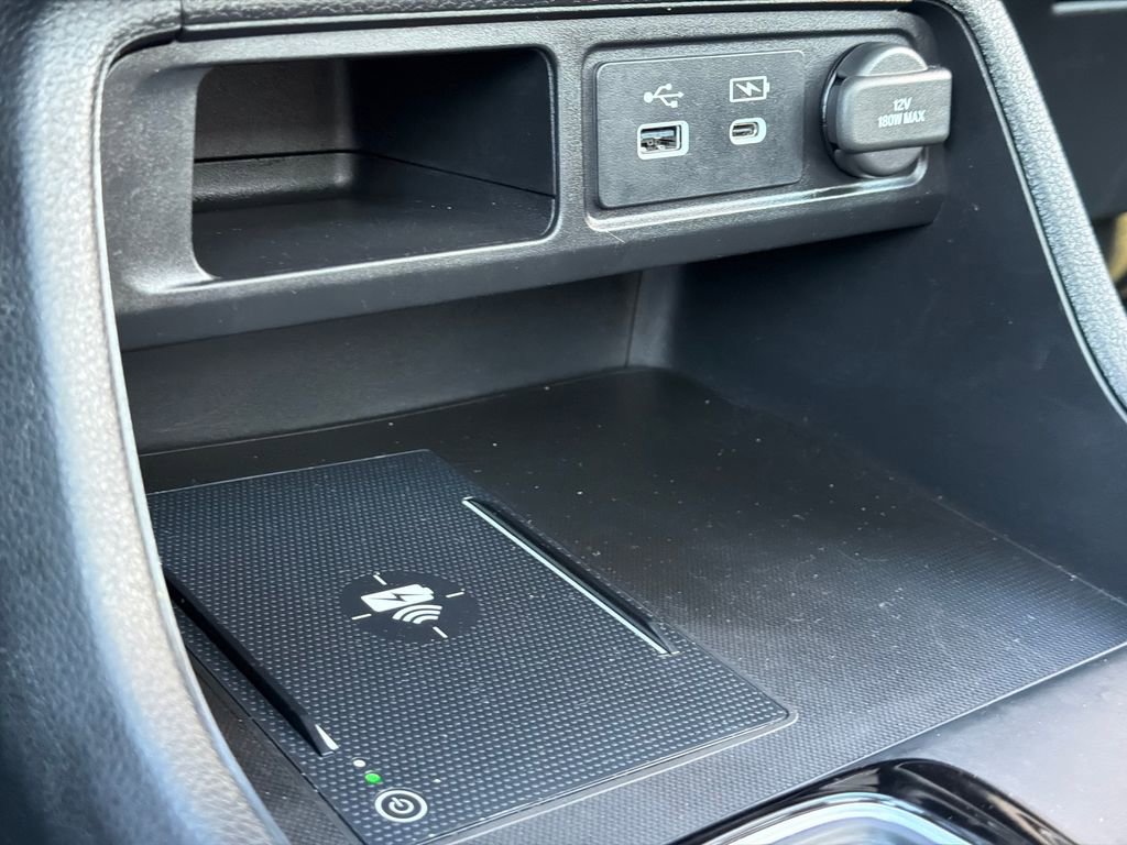 Used 2023 Honda Pilot Touring image 32