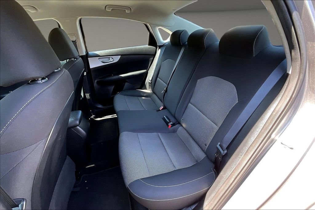 Used 2024 Kia Forte LXS w/ LXS Technology Package FWD image 25