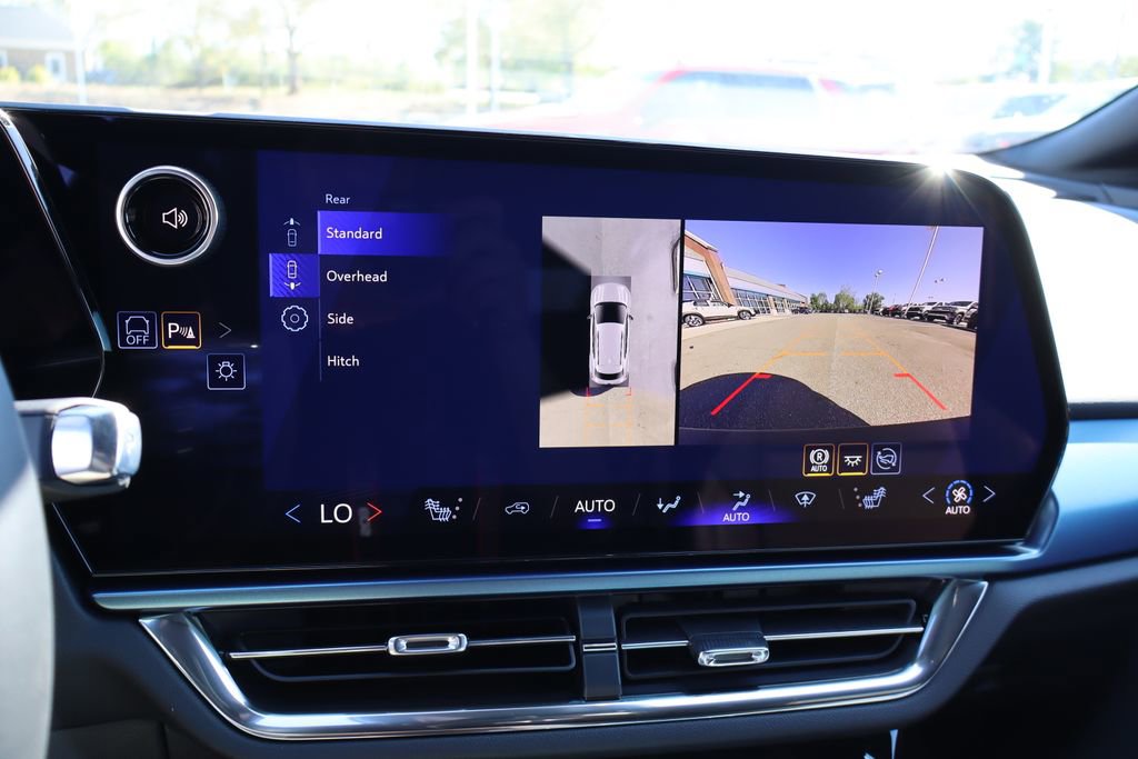 New 2026 Chevrolet Equinox EV LT image 19