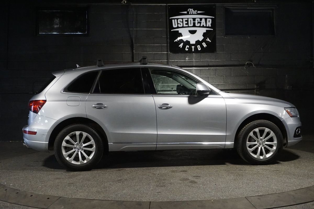 Used 2016 Audi Q5 2.0T Premium Plus w/ Technology Package image 7
