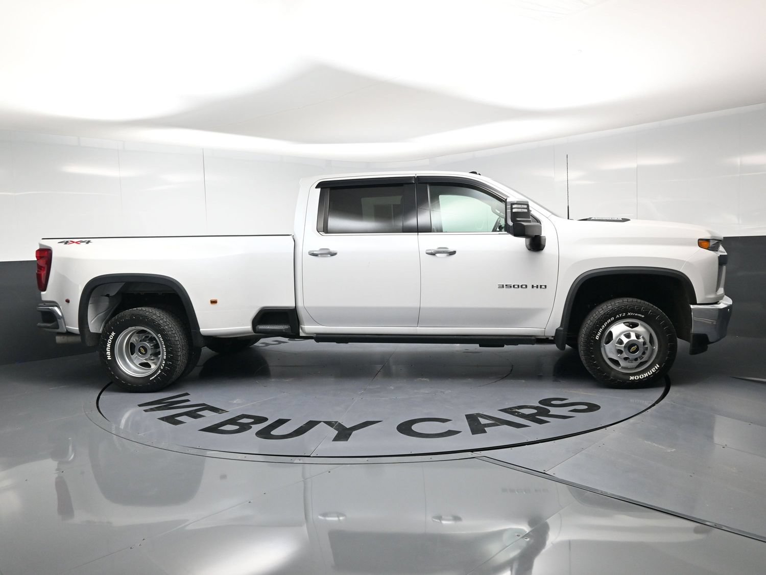 Used 2021 Chevrolet Silverado 3500 LTZ w/ LTZ Convenience Package AWD/4WD image 10