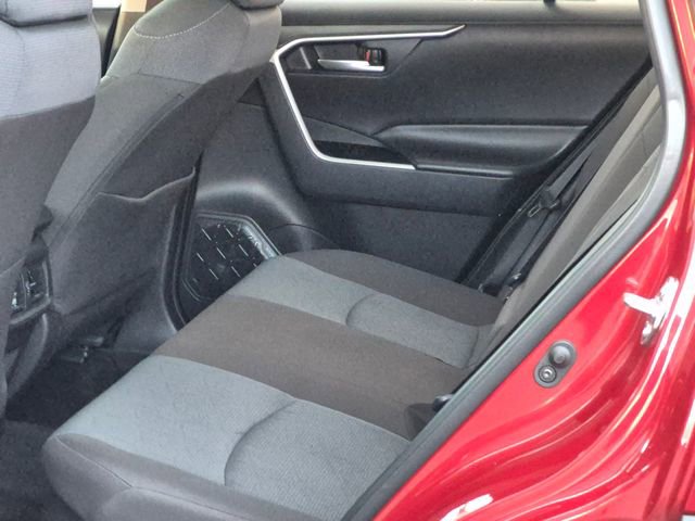 Used 2025 Toyota RAV4 XLE image 18