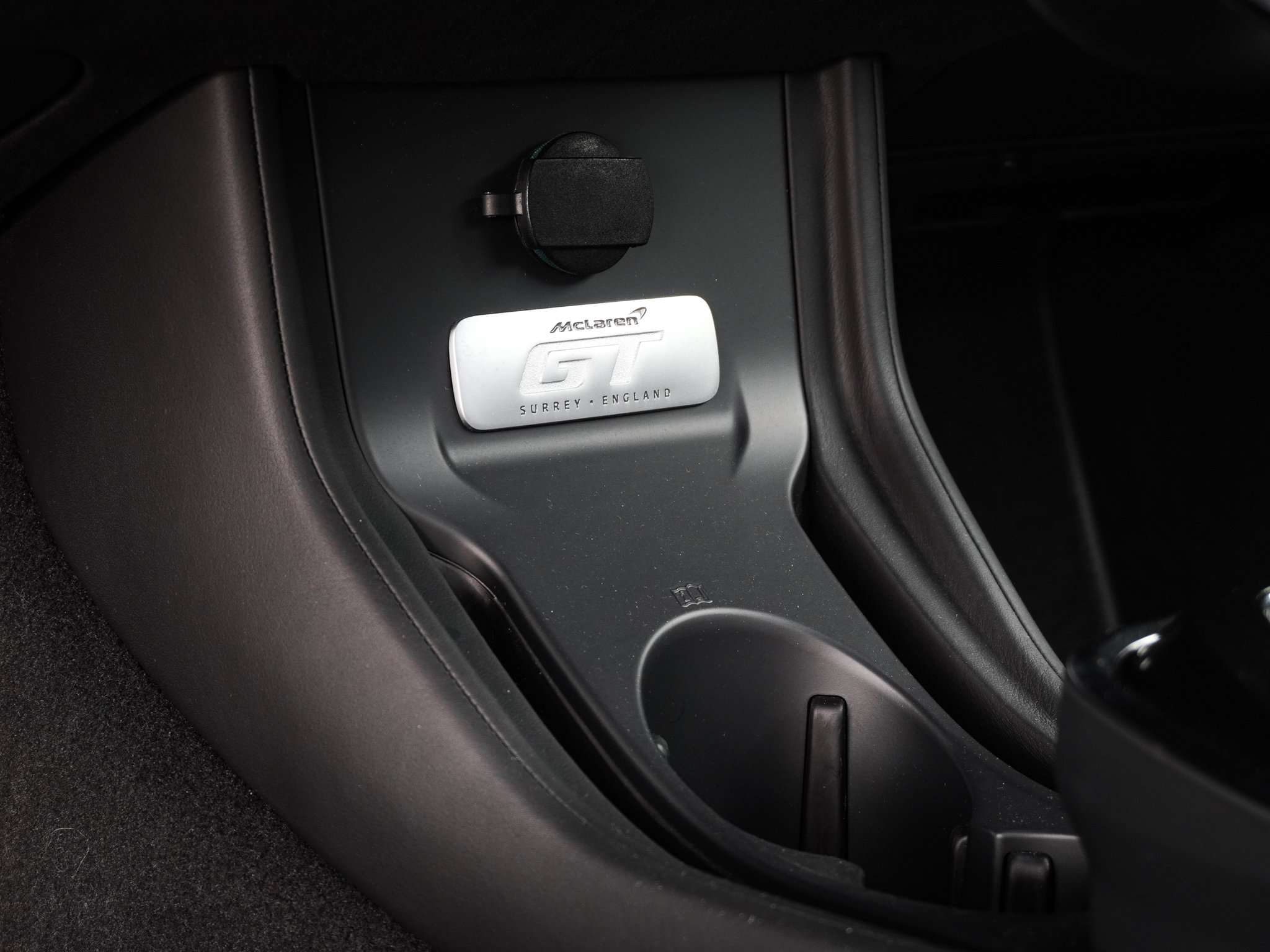 Used 2022 McLaren GT RWD image 30