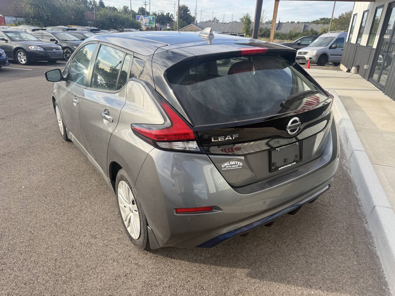 Used 2022 Nissan Leaf S FWD image 10