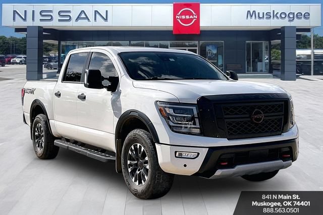 Used 2023 Nissan Titan PRO-4X w/ Pro-4x Convenience Package AWD/4WD image 1