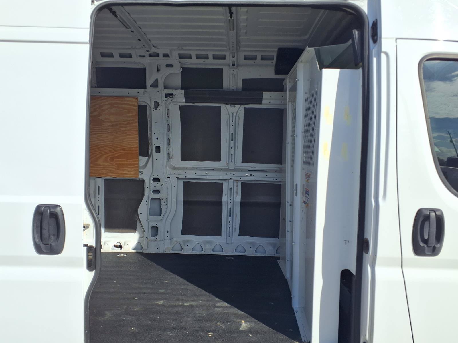 Used 2023 RAM ProMaster 2500 FWD image 18