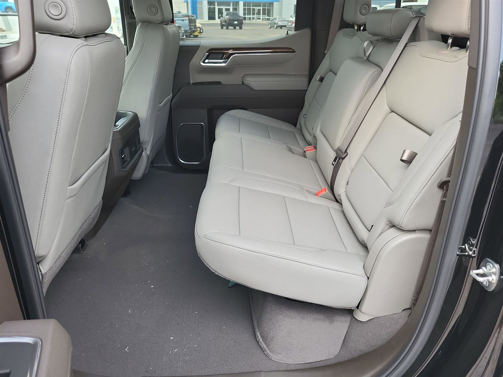 New 2025 Chevrolet Silverado 1500 LT Trail Boss w/ Dark Appearance Package image 24