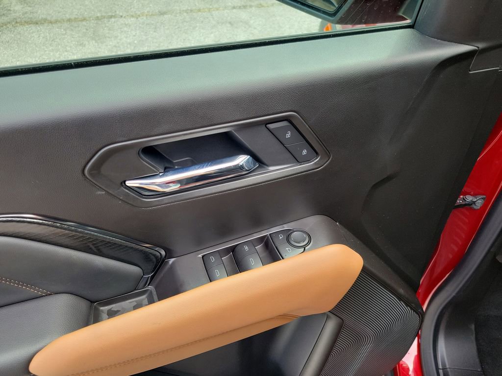 New 2025 GMC Canyon AT4 w/ Nightfall Edition image 8